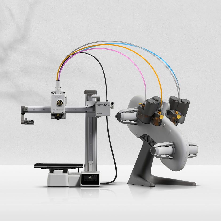 Bambu Lab A1 mini Combo mit AMS lite und farbigen PTFE-Schläuchen