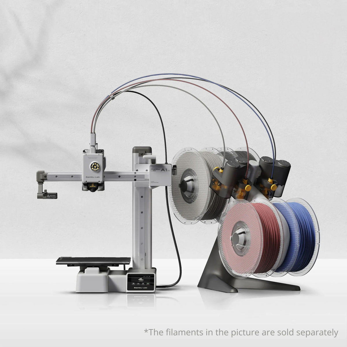 Bambu Lab A1 mini Combo mit AMS lite und vier Filamentspulen