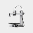 Bambu Lab A1 mini, Dreiviertelansicht mit Touchscreen und strukturierter PEI-Platte