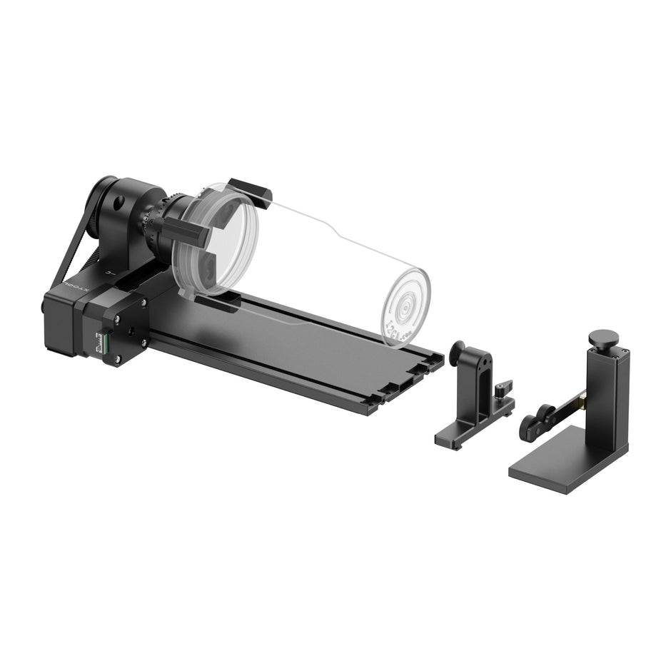 xTool RA2 Pro 4-in-1 Rotationsaufsatz mit einem Glas im Futtermodus