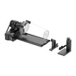 xTool RA2 Pro 4-in-1 Rotationsaufsatz mit einem Glas im Futtermodus